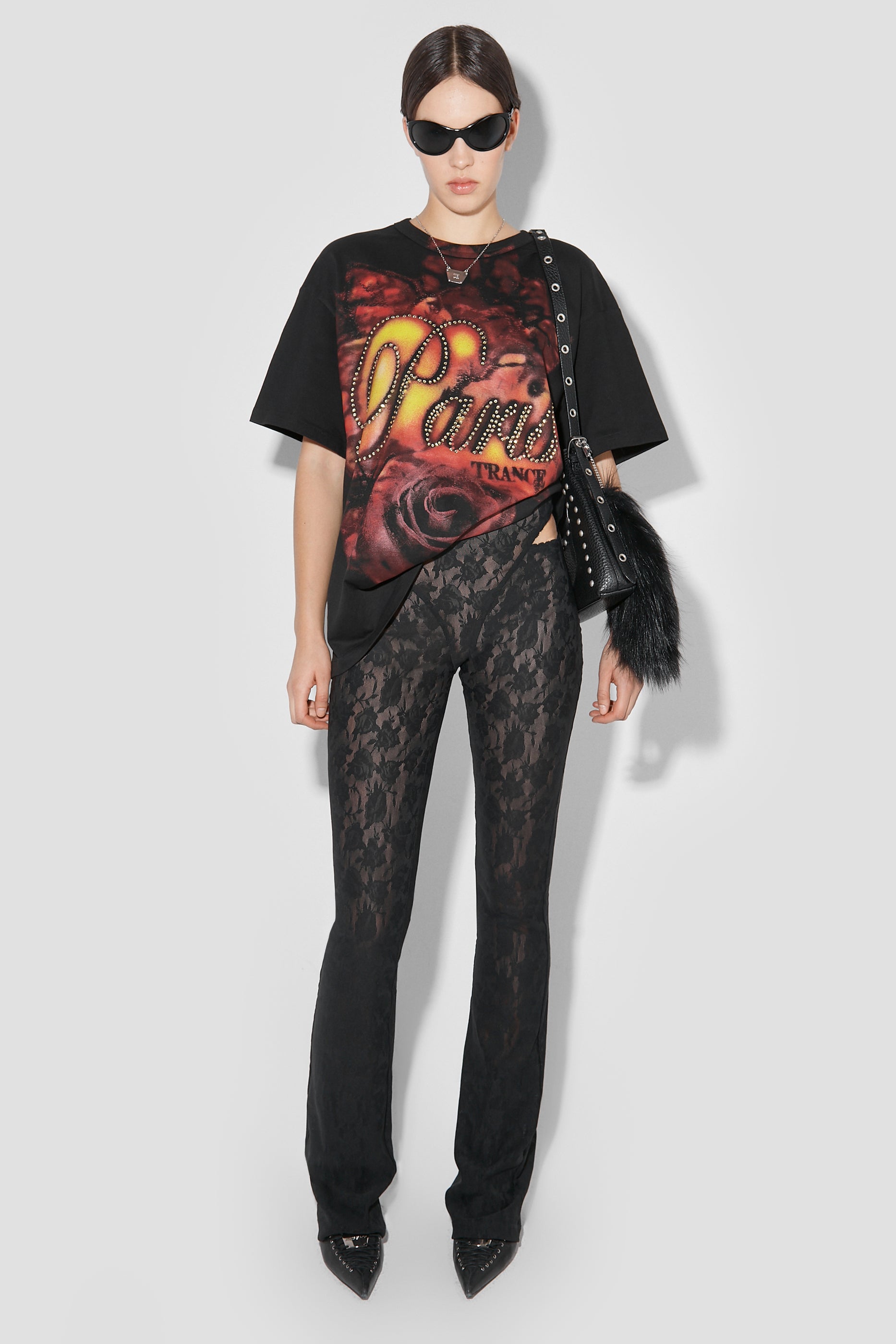 【関税込み】MISBHV ブラック Paris Trance フーディ Paris Trance T-Shirt