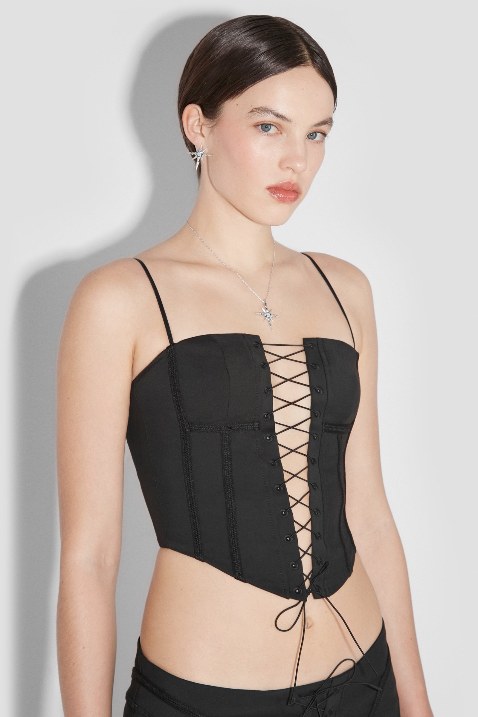 トップス VENEY RIBBON CROPPED V RACE CORSET TOPS Lara Laced Corset Black