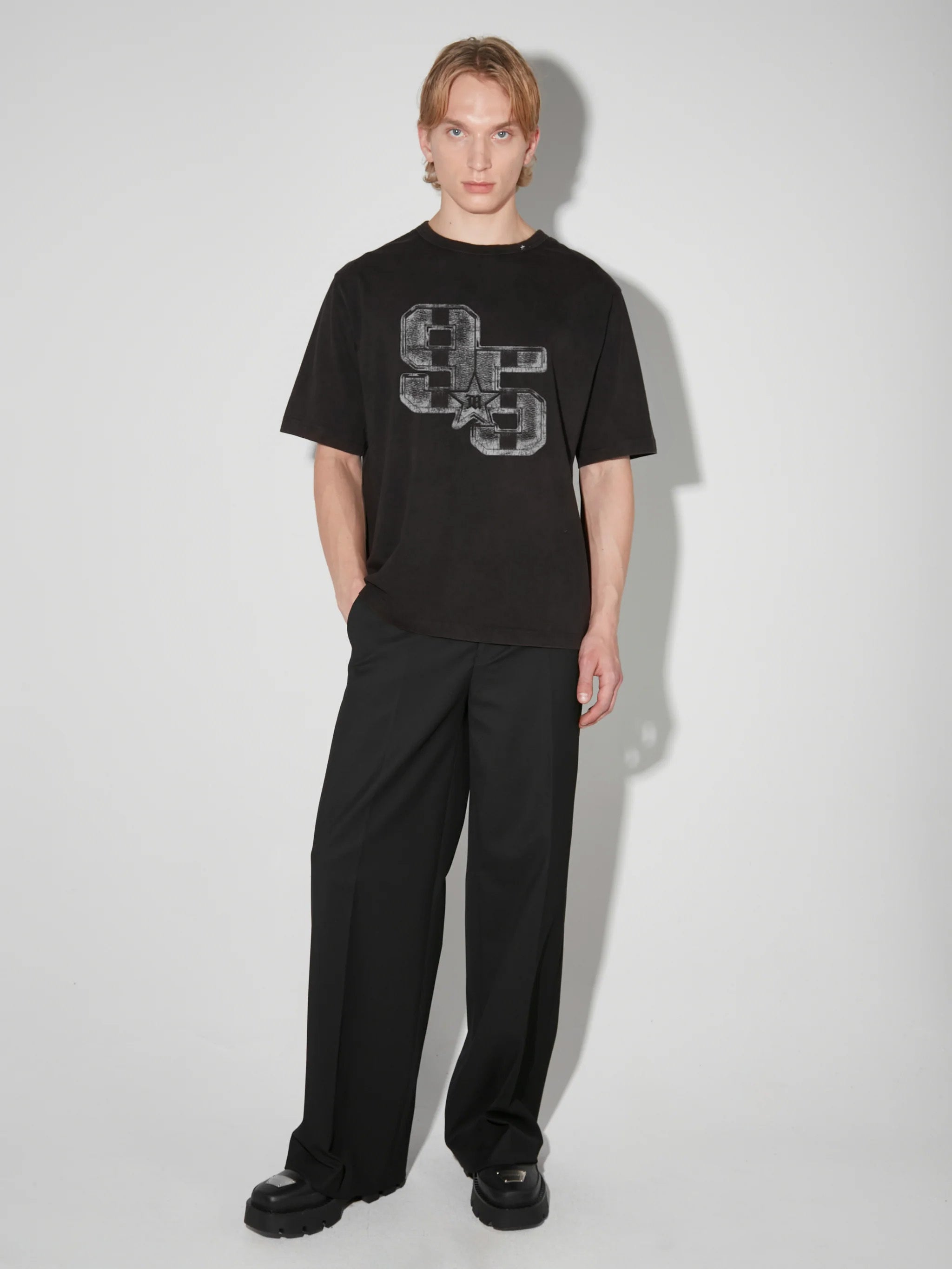 【関税込み】MISBHV ブラック '95' Tシャツ 95 T-Shirt