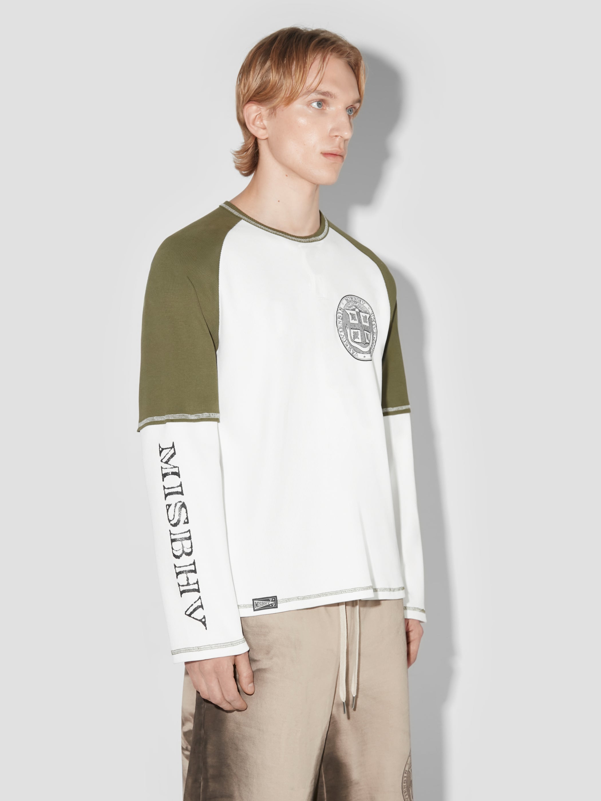 【関税込み】MISBHV ホワイト＆カーキ Varsity 70's 長袖Tシャツ Varsity 70'S Longsleeve