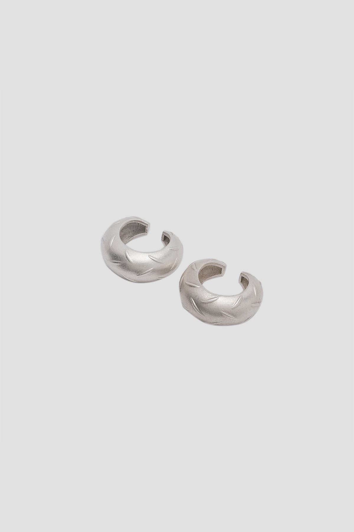 Diamond Plate Earcuff