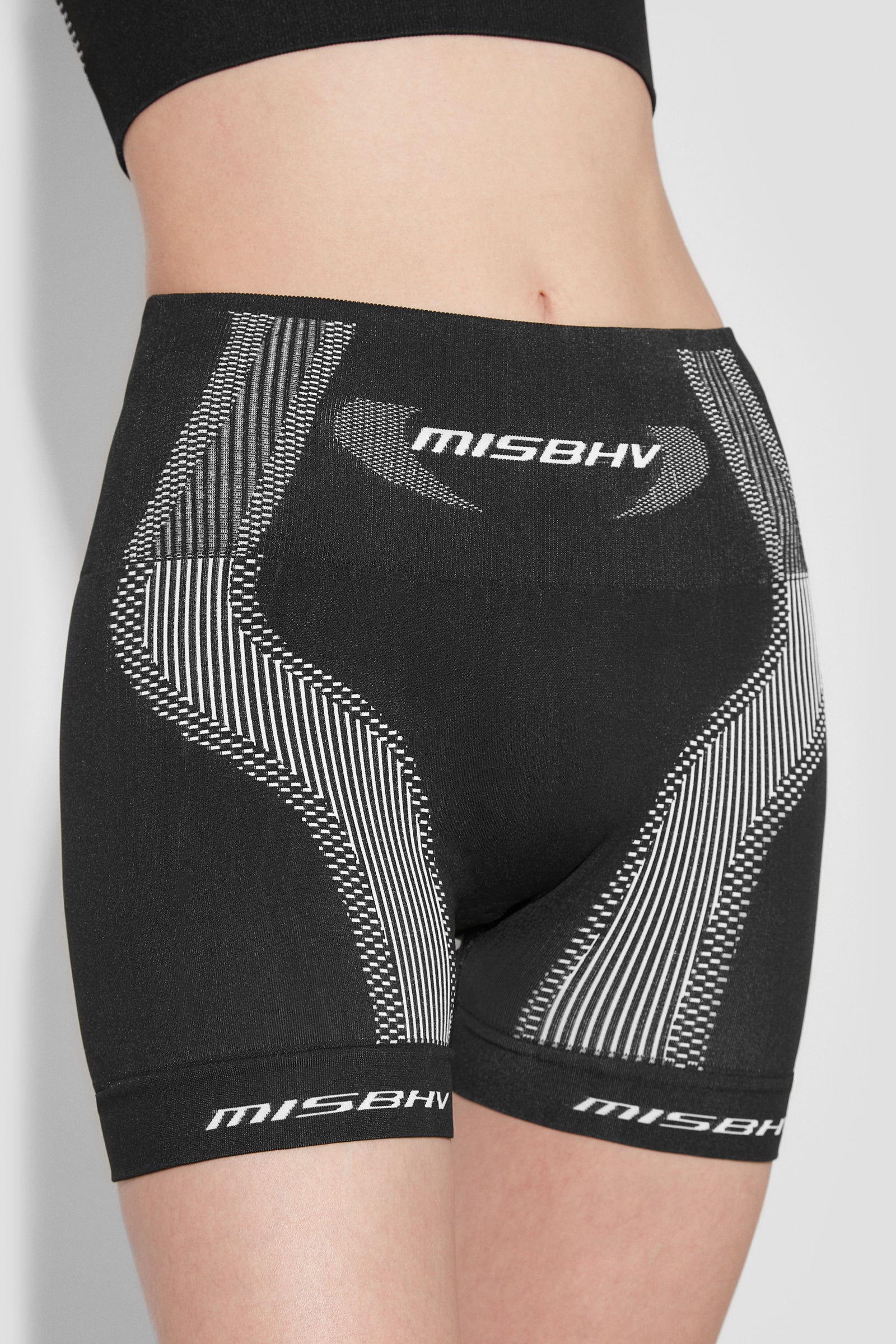 ショートパンツ MISBHV Woman Short Black 250W355 BLACK Sport Active Wear Shorts Black