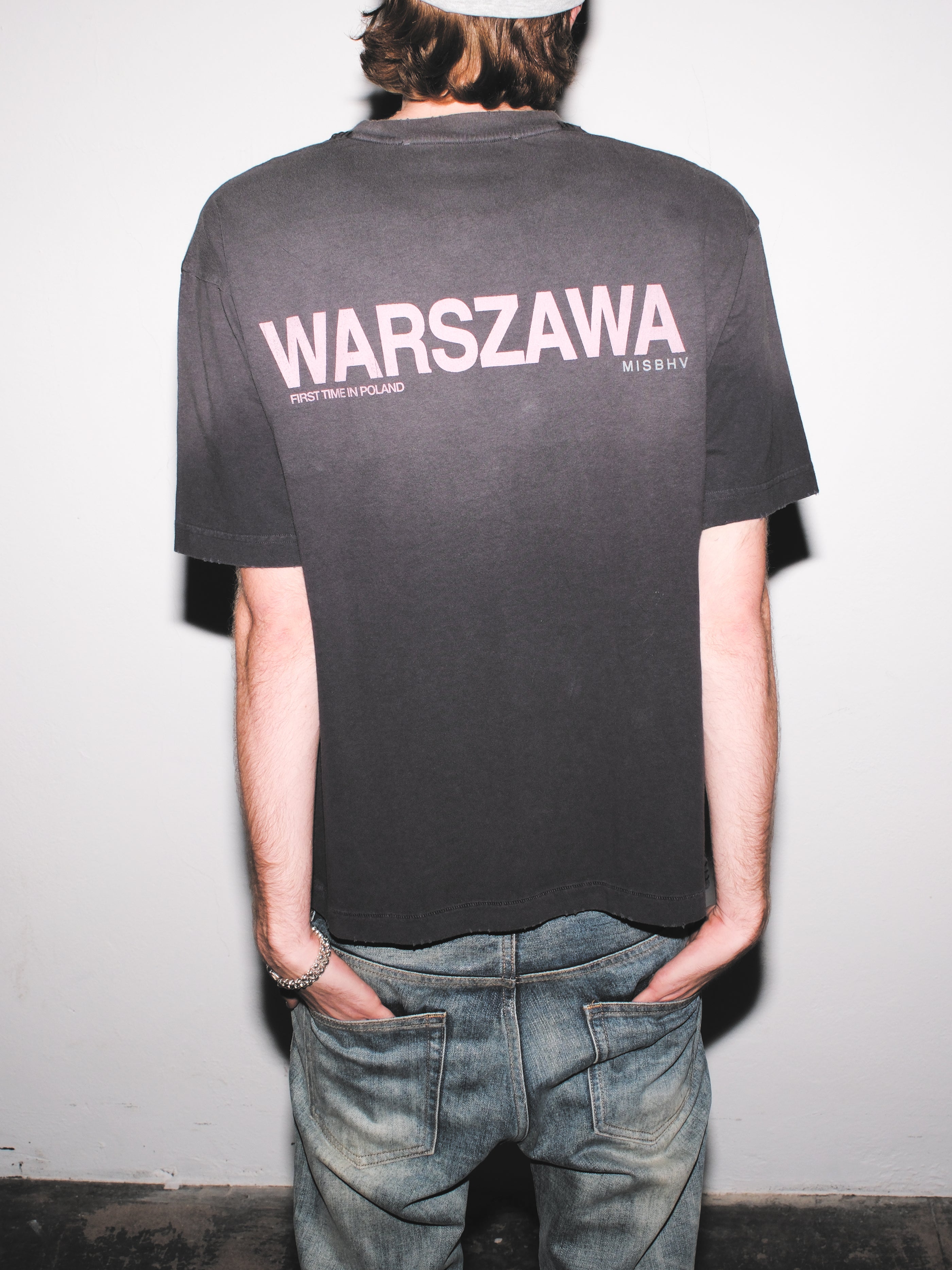 READY TO WEAR